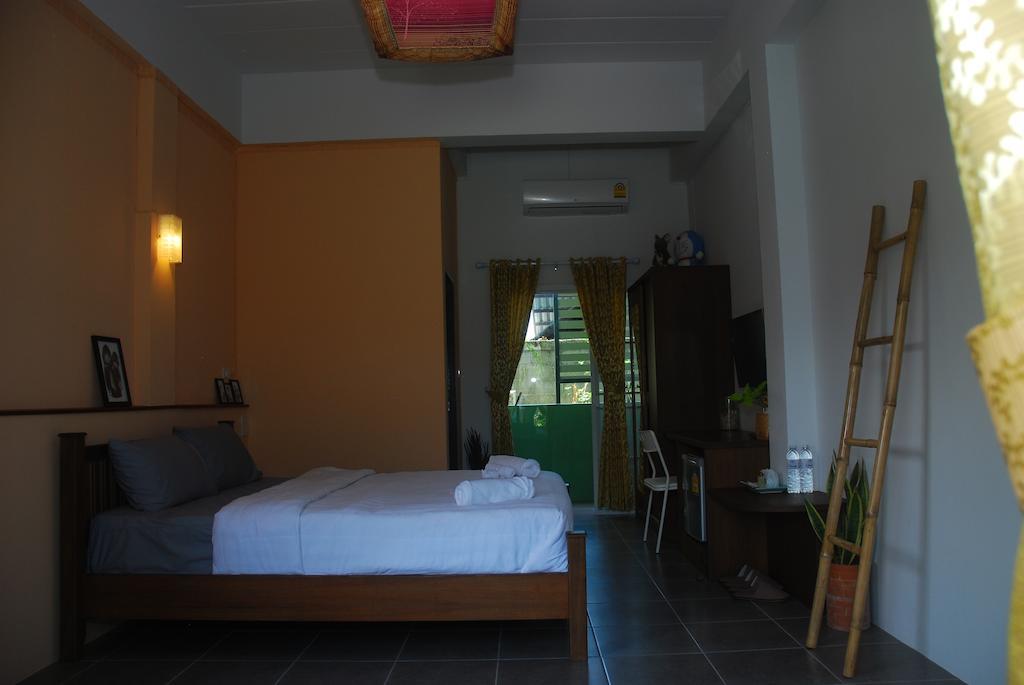Hotel Bann Pin Kaew Chiang Rai Habitación foto